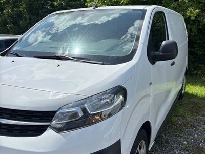Gebraucht Opel Vivaro Edition 122 PS (89 kW) 2020 Weiß Van / Kleinbus