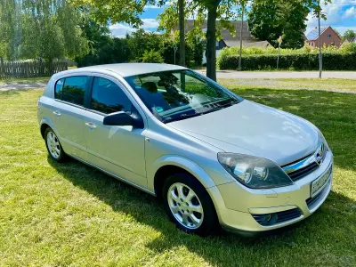 Gebraucht Opel Astra 125 PS (91 kW) 2004 Silber Limousine
