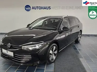 Gebraucht VW Passat Business 150 PS (110 kW) 2025 Schwarz Kombi