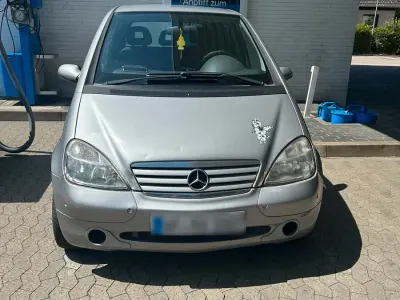 Gebraucht Mercedes A190 125 PS (91 kW) 2000 Silber Kleinwagen