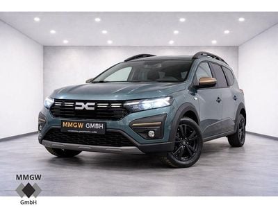 Gruen Gebraucht 2025 Dacia Jogger Extreme Van / Kleinbus | 19.390 € (Guter Preis)