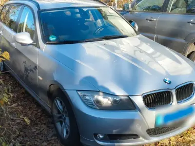 Usata BMW 318 143 CV (105 kW) 2011 Argento Station wagon