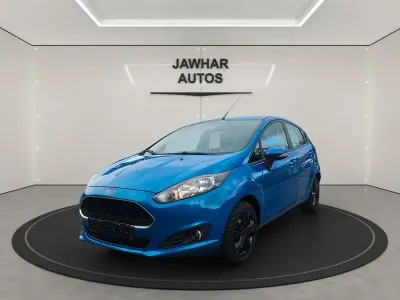 Gebraucht Ford Fiesta Celebration 82 PS (60 kW) 2016 Blau Kleinwagen