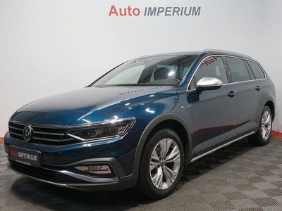 Blau Gebraucht 2022 VW Passat Alltrack Kombi | 31.990 € (Fairer Preis)