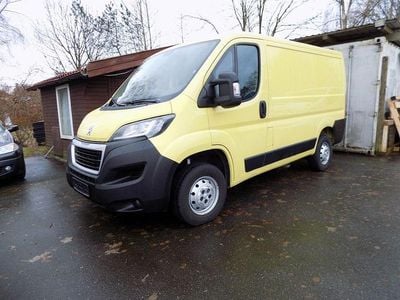 Gebraucht Peugeot Boxer 165 PS (121 kW) 2020 Gelb Van