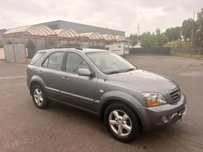 Używany Kia Sorento EX 170 KM (125 kW) 2007 Beżowy SUV