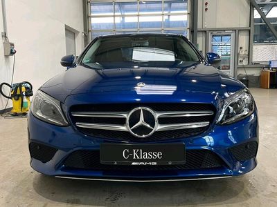 Second-hand Mercedes C220 194 CP (142 kW) 2019 Albastru Berlinǎ