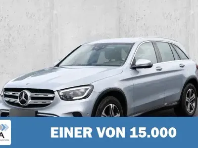 Gebraucht Mercedes GLC400d 330 PS (242 kW) 2021 Silber metallic