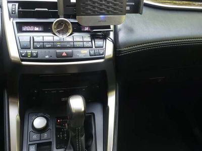 Lexus NX300h