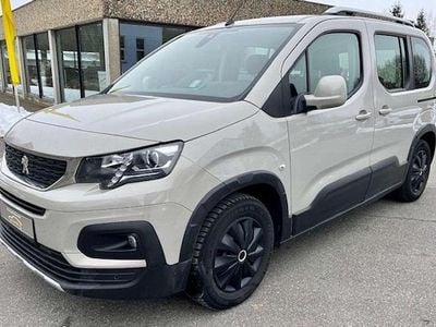 Grau Gebraucht 2019 Peugeot Rifter Allure Van / Kleinbus | 10.950 € (Guter Preis)