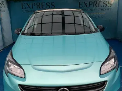 Usata Opel Corsa Color Edition 101 CV (74 kW) 2016 Verde Utilitaria