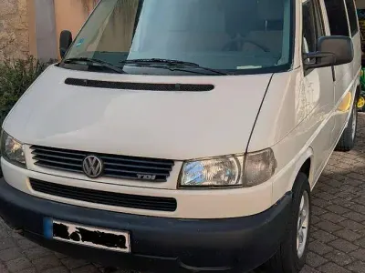 Second-hand VW Caravelle 102 CP (75 kW) 1998 Alb Van