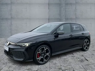 Gebraucht VW Golf VIII GTI 265 PS (194 kW) 2026 Schwarz Limousine