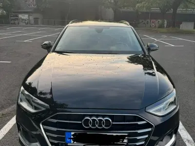 Gebraucht Audi A4 163 PS (119 kW) 2021 Schwarz Kombi