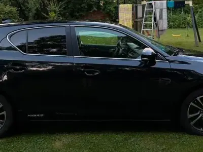 Gebraucht Lexus CT200h 136 PS (100 kW) 2018 Schwarz Limousine