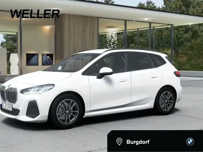 Gebraucht BMW 220 Active Tourer M Sport 170 PS (125 kW) 2025 Alpinweiss iii (weiß) Van / Kleinbus