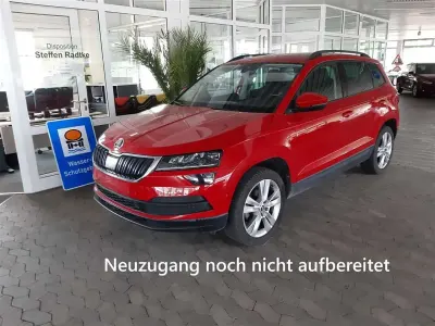 Gebraucht Skoda Karoq Style 150 PS (110 kW) 2019 Rot SUV