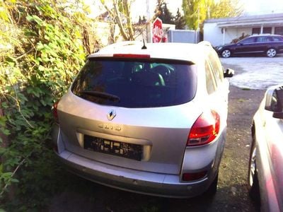 Gebraucht Renault Clio GrandTour Luxe 103 PS (75 kW) 2010 Silber Kombi