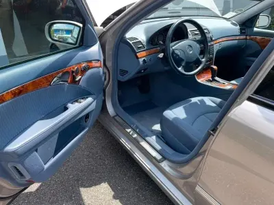 Gebraucht Mercedes E350 272 PS (200 kW) 2006 Silber Limousine