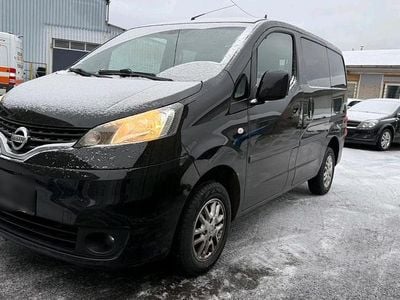 Schwarz Gebraucht 2011 Nissan NV200 Van / Kleinbus | 5.900 € (Fairer Preis)