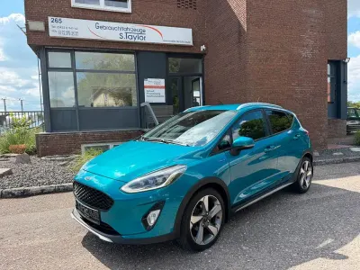Gebraucht Ford Fiesta Active 86 PS (63 kW) 2018 Blau Kleinwagen