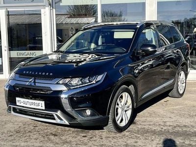 Gebraucht Mitsubishi Outlander Diamant Edition 150 PS (110 kW) 2018 Schwarz SUV