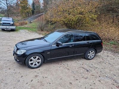 Schwarz Gebraucht 2009 Mercedes C200 Avantgarde Limousine | 4.499 € (Fairer Preis)
