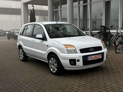 Weiß Gebraucht 2012 Ford Fusion Trend Limousine | 5.000 € (Teuer)