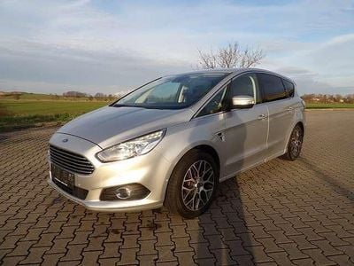 Usata Ford S-MAX Titanium 160 CV (117 kW) 2016 Argento Monovolume