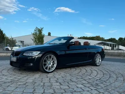 Gebraucht BMW 330 M Sport 204 PS (150 kW) 2010 Schwarz Cabrio