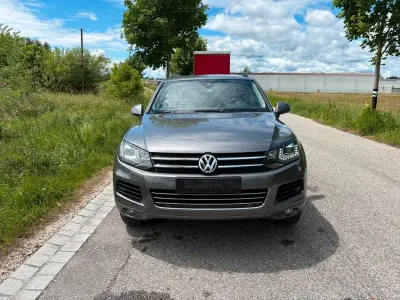 Gebraucht VW Touareg 245 PS (180 kW) 2012 Silber SUV