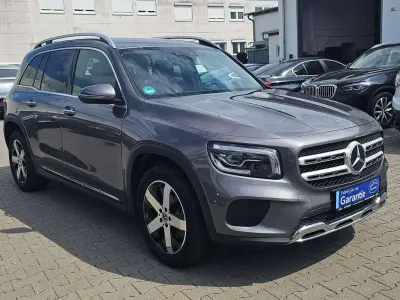Gebraucht Mercedes GLB200 150 PS (110 kW) 2022 Grau SUV