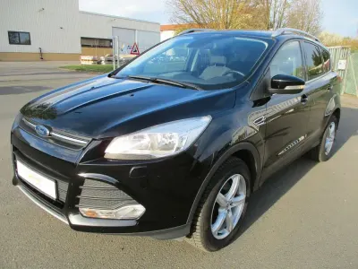 Gebraucht Ford Kuga 120 PS (88 kW) 2016 Shadow black SUV