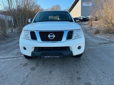 gebraucht Nissan Pathfinder 2,5 dci DPF 4x4 7 SITZER