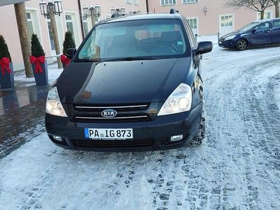 Schwarz Gebraucht 2009 Kia Carnival Van / Kleinbus | 3.200 € (Fairer Preis)