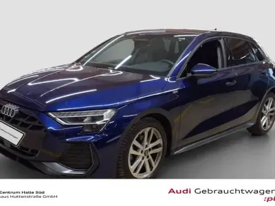 Gebraucht Audi A3 S-Line 150 PS (110 kW) 2025 Navarrablau metallic Limousine