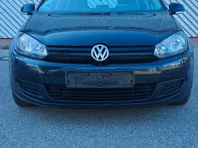Gebraucht VW Golf VI Comfortline 105 PS (77 kW) 2011 Schwarz Kleinwagen