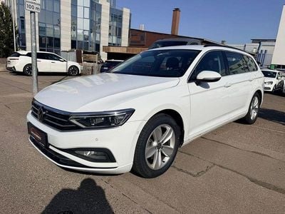 Gebraucht VW Passat 200 PS (147 kW) 2023 Weiß Kombi