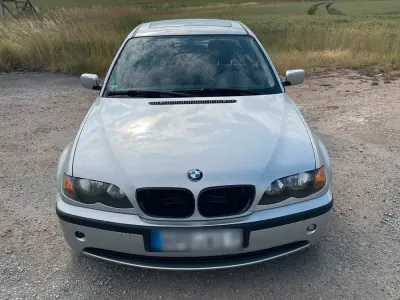 Gebraucht BMW 318 143 PS (105 kW) 2003 Silber Limousine