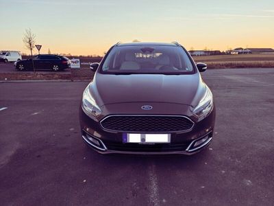 gebraucht Ford S-MAX 2,0TDCi Bi-Turbo 154kW Vignale PShift ...