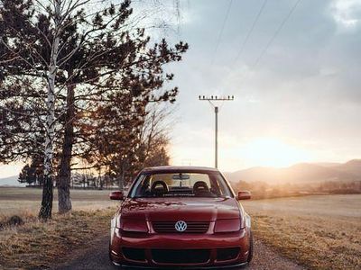 Gebraucht VW Bora 204 PS (150 kW) 2000 Rot Limousine