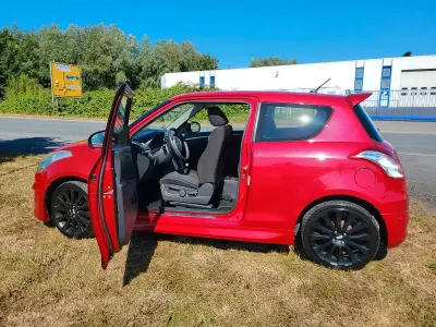 Gebraucht Suzuki Swift Sport 95 PS (69 kW) 2012 Rot Kleinwagen