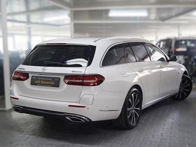 Gebraucht Mercedes E300 306 PS (225 kW) 2021 Weiß Limousine