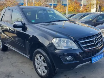 Gebraucht Mercedes ML280 190 PS (139 kW) 2008 Obsidianschwarz  metalliclack SUV