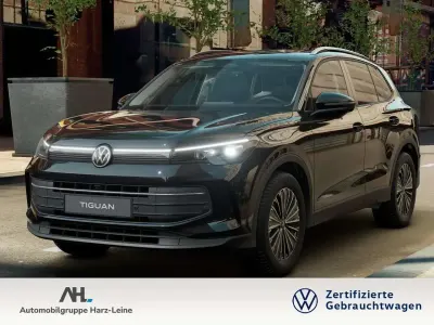Gebraucht VW Tiguan Goal 150 PS (110 kW) 2025 Schwarz SUV