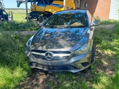 Gebraucht Mercedes CLA180 109 PS (80 kW) 2015 Beige Limousine