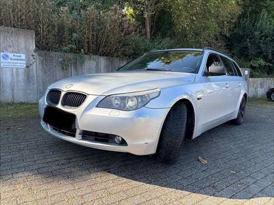 BMW 525