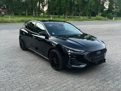Gebraucht Ford Focus ST 280 PS (205 kW) 2022 Schwarz Limousine