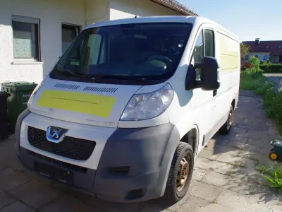 Gebraucht Peugeot Boxer 101 PS (74 kW) 2010 Weiß Van