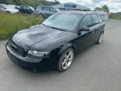 Gebraucht Audi A4 131 PS (96 kW) 2002 Schwarz Kombi